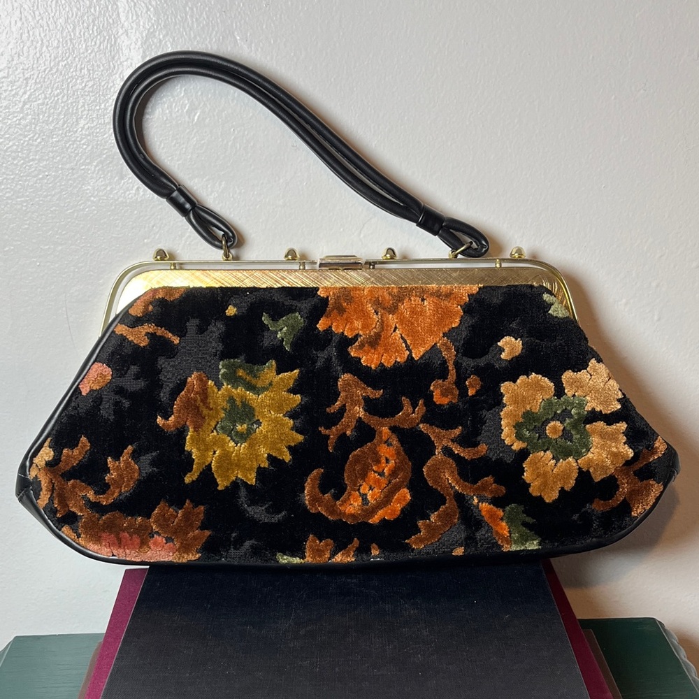 Vintage Black Chenille Jacobean Floral Brocade CLASSY USA Kiss Lock‎ Handbag